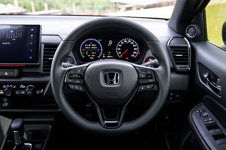 Honda City 2026 sắp ra mắt khách Việt, bản cũ đang được “xả kho” mạnh - 8