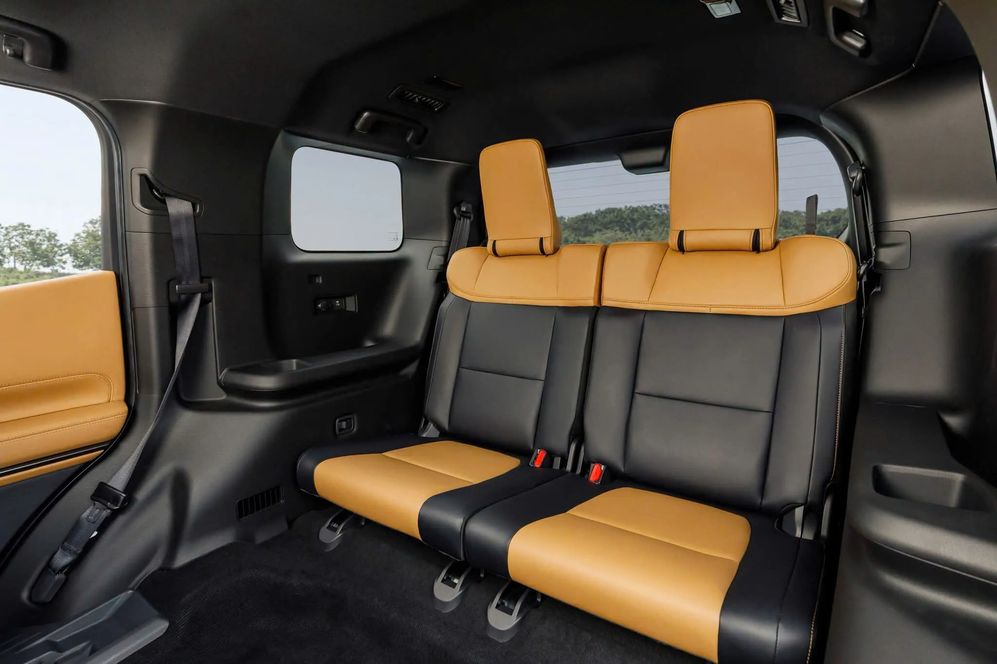 Mitsubishi Pajero thế hệ mới trình làng - 8