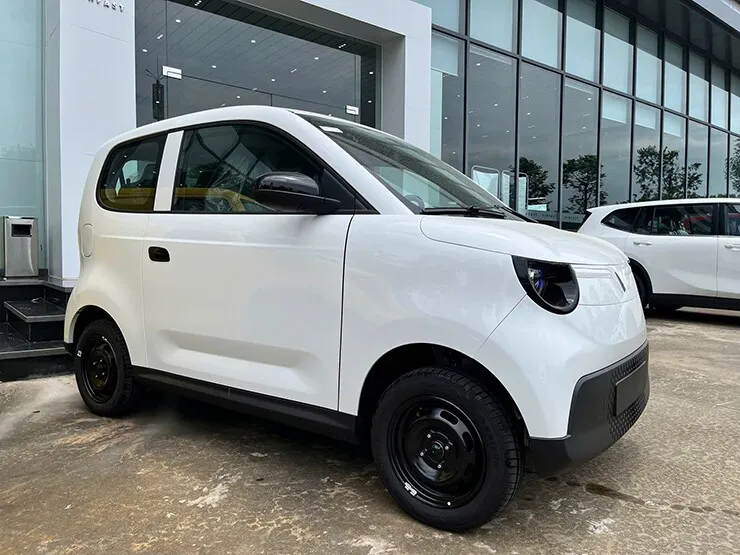 Ảnh thực tế VinFast VF 2 giá 188 triệu đồng tại đại lý - 2