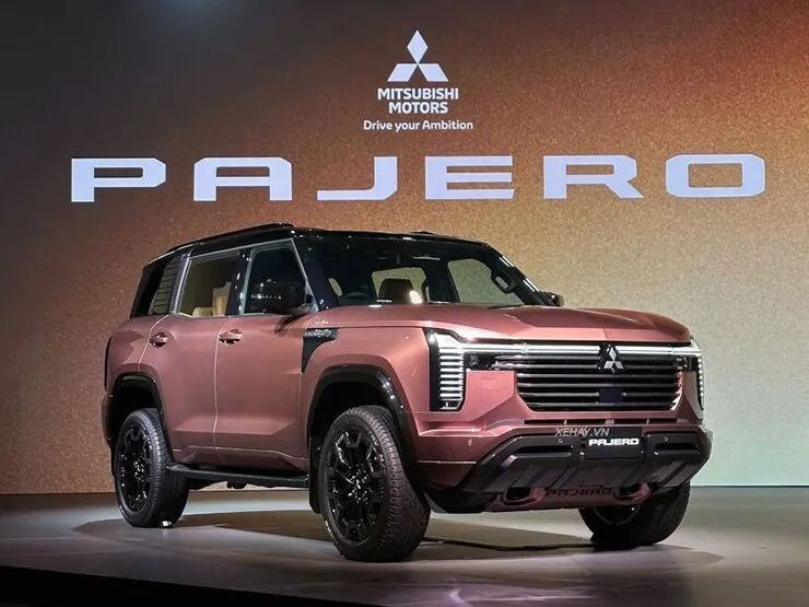 Vừa ra mắt, Mitsubishi Pajero 2026 đã có bản off-road siêu ngầu - 10