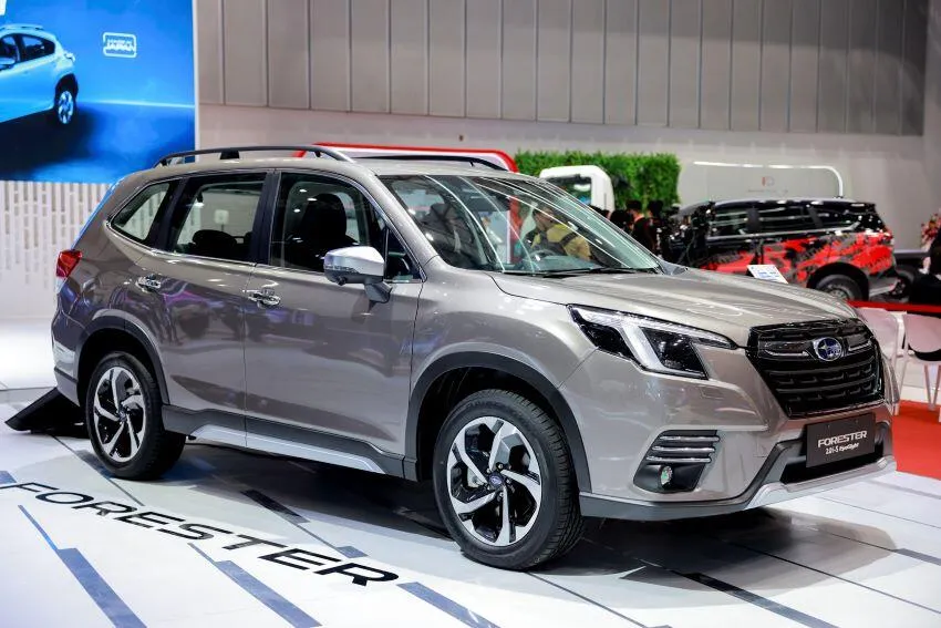 Mẫu SUV Forester cũng đang ở thời điểm chuyển giao sản phẩm.