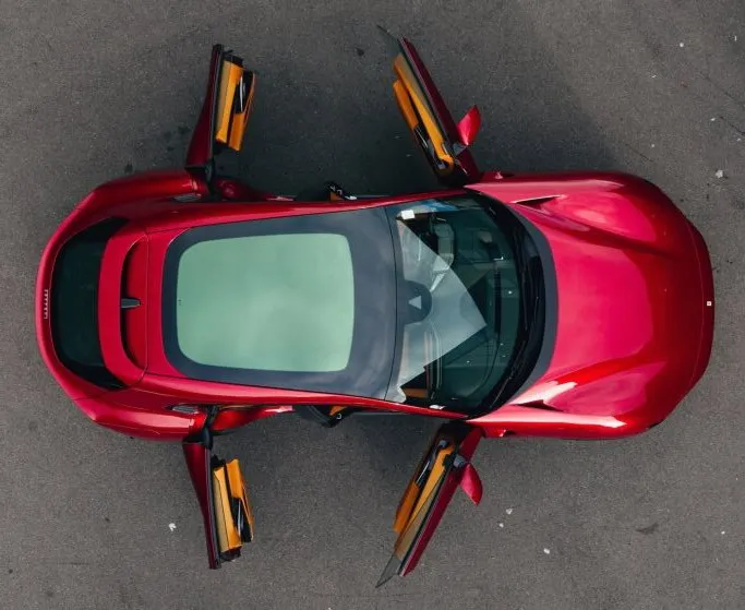 Ferrari Purosangue sử dụng động cơ xăng V12, dung tích 6.5L hút khí tự nhiên.