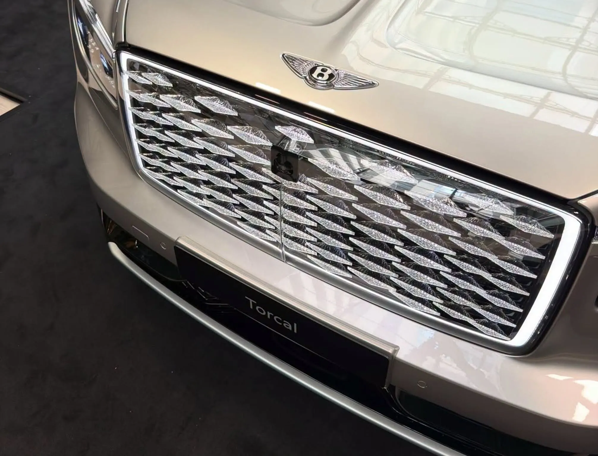 Torcal đánh dấu bước chuyển sang xe điện của Bentley.
