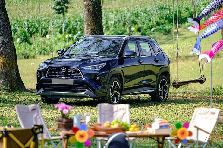 Giá xe Toyota Yaris Cross tháng 10/2026, ưu đãi 100% lệ phí trước bạ - 8