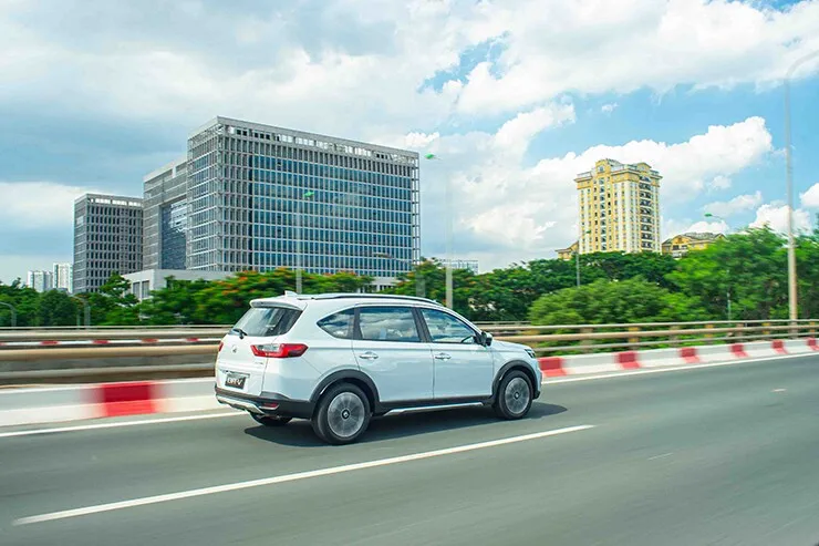 Giá xe Honda BR-V tháng 10/2026, giảm 100% phí trước bạ tất cả phiên bản - 9