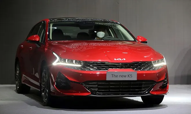 Giá xe KIA K5 lăn bánh kèm ưu đãi tháng 10/2026 - 6