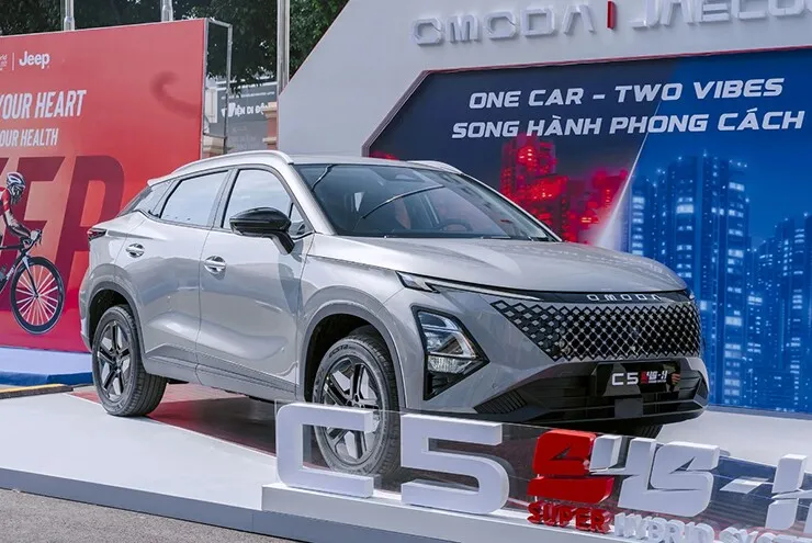 So sánh thiết kế Omoda C5 Hybrid và Toyota Corolla Cross HEV