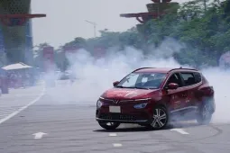 Giá xe VinFast Nerio Green lăn bánh mới nhất tháng 10/2026