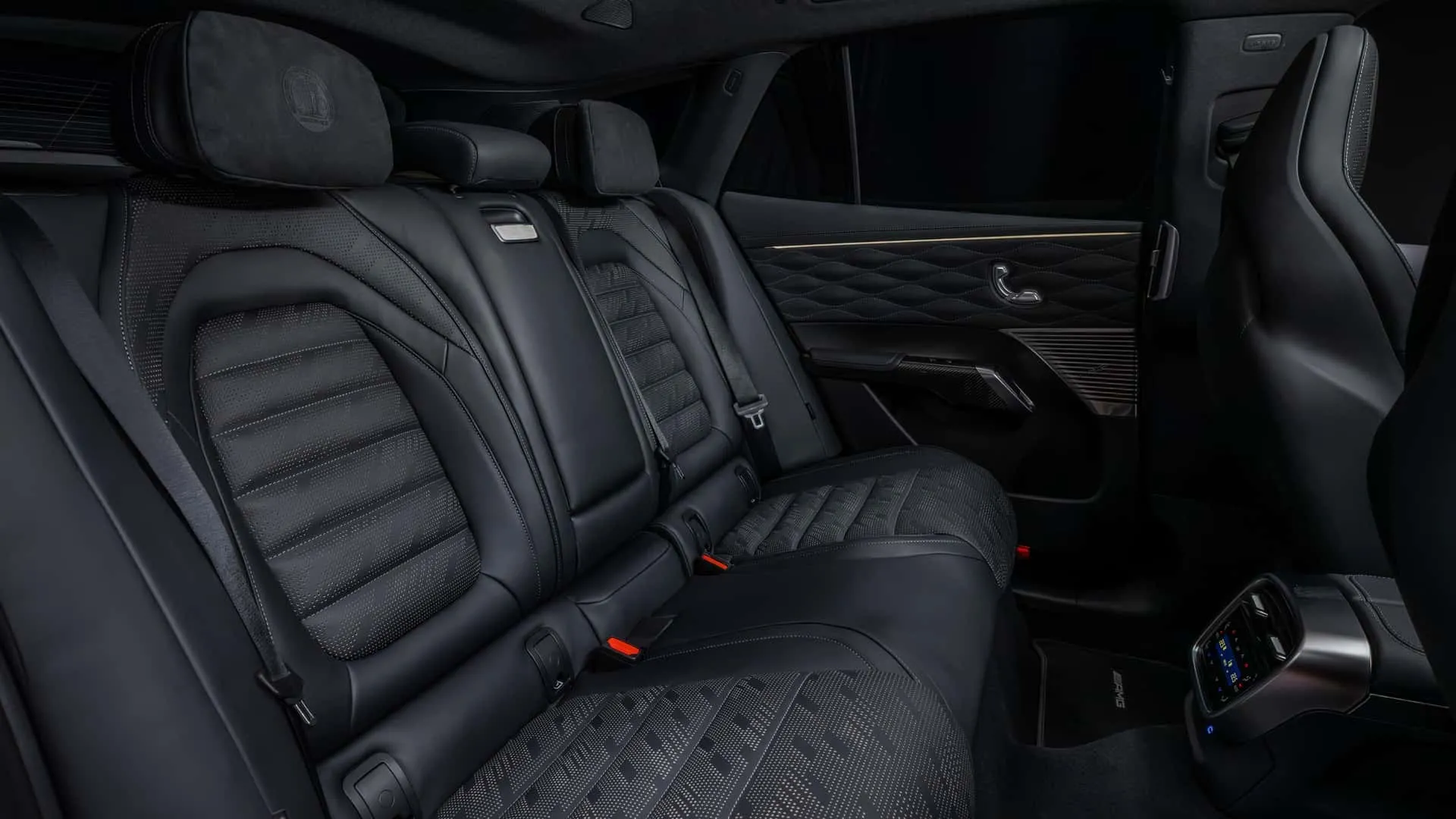 Mercedes-AMG GT thế hệ mới trình làng, kẻ khen người chê thiết kế xấu - 10